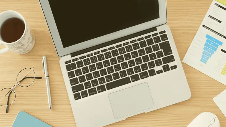 ランディングページ制作 lp design laptop